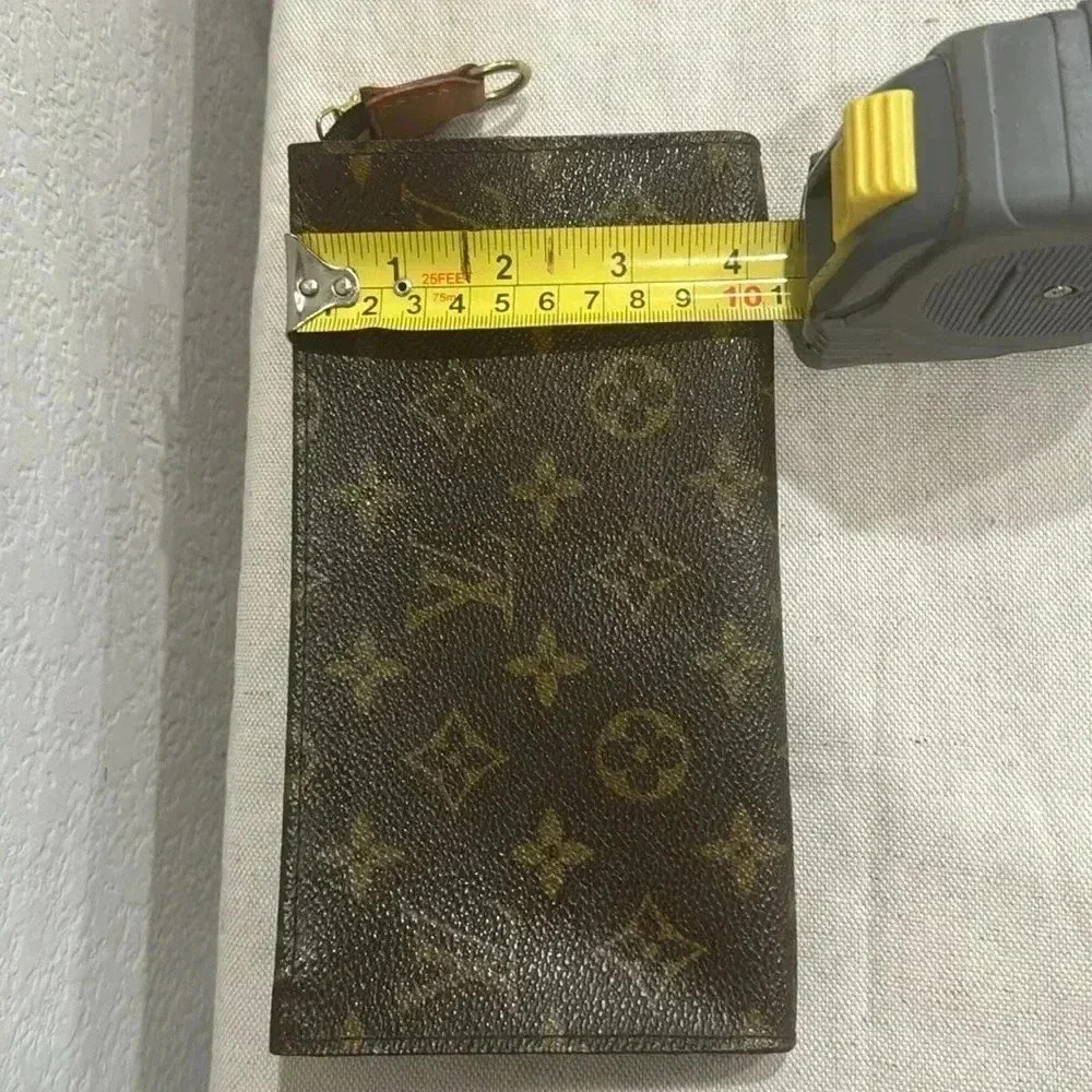 Auth Louis Vuitton Monogram Accessory Pouch - Picture 9 of 16